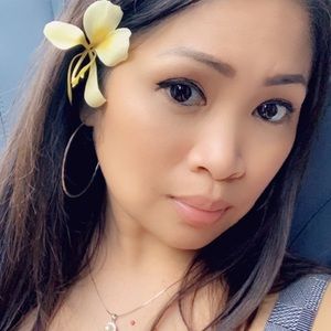 Meet your Posher, Desiree